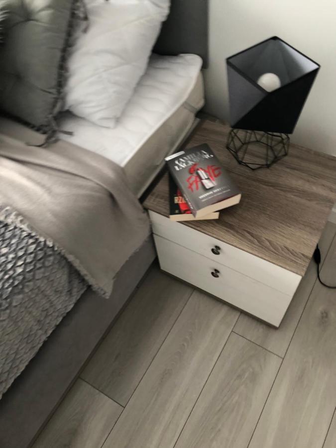 Apartament Happiness Еленя-Гура Экстерьер фото