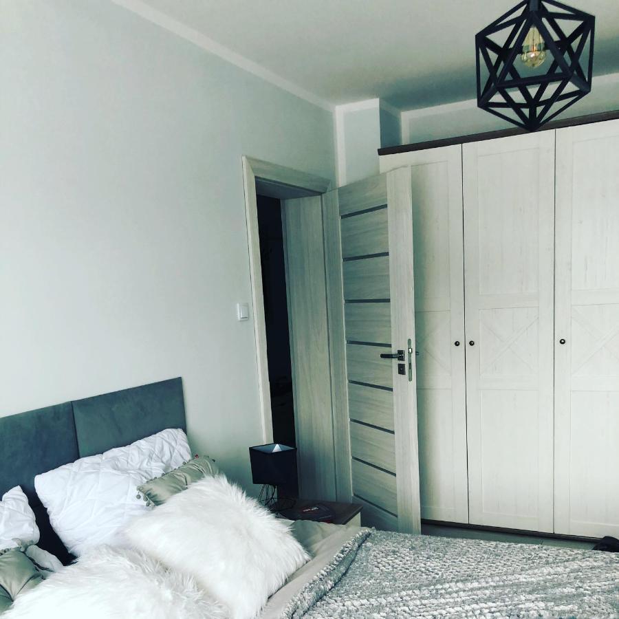 Apartament Happiness Еленя-Гура Экстерьер фото