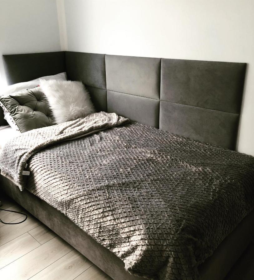 Apartament Happiness Еленя-Гура Экстерьер фото
