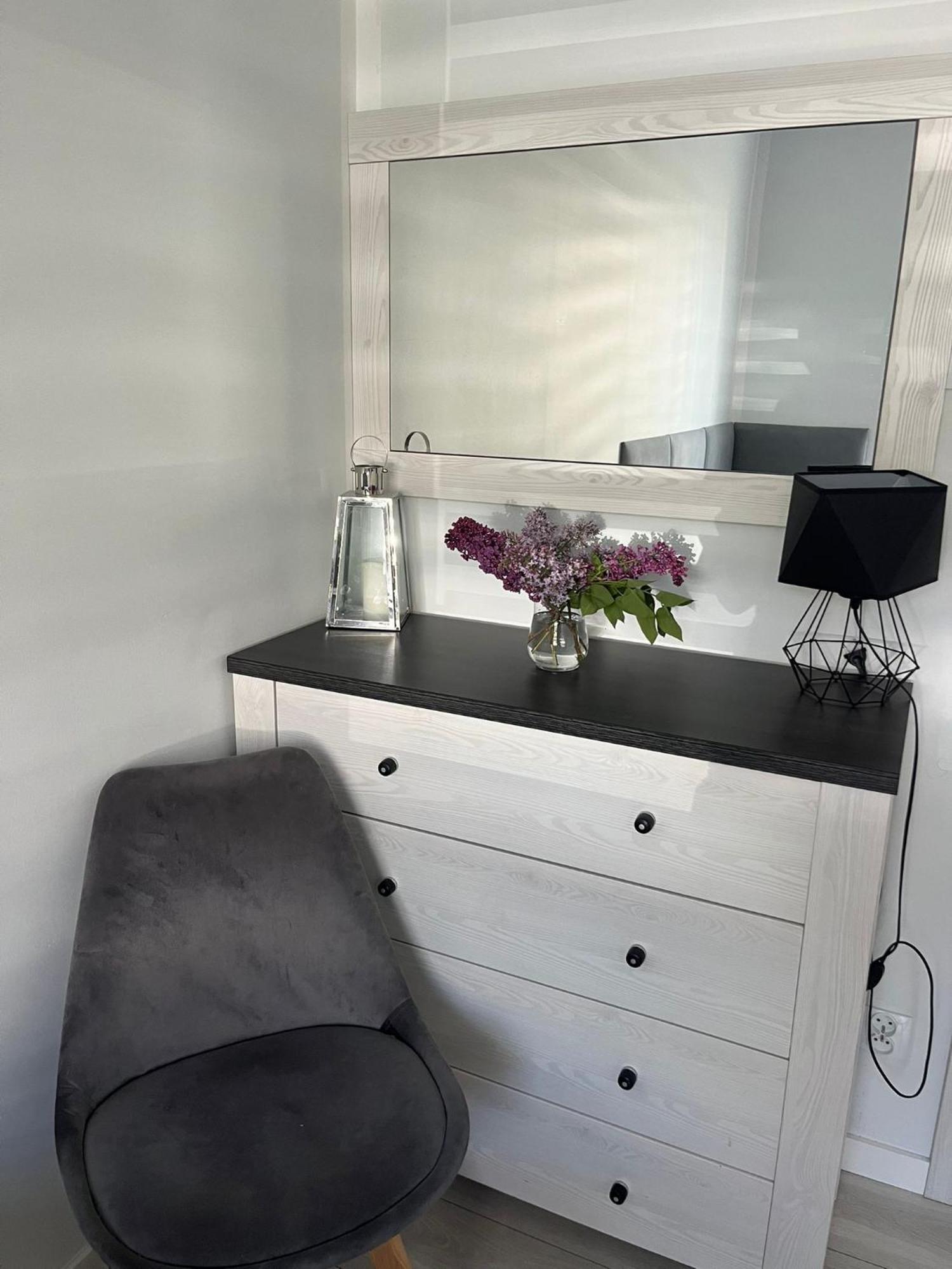 Apartament Happiness Еленя-Гура Экстерьер фото